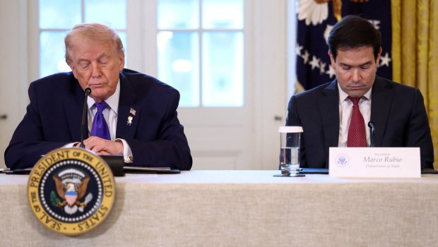 Ντόναλντ Τραμπ: «Αν δεν πάρουμε τη Γροιλανδία, τότε θα το κάνουν Ρωσία ή Κίνα»