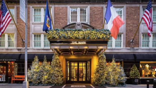 Το νεοϋορκέζικο ξενοδοχείο The Mark γιορτάζει 100 χρόνια ζωής - «Μια ιστορία αγάπης»