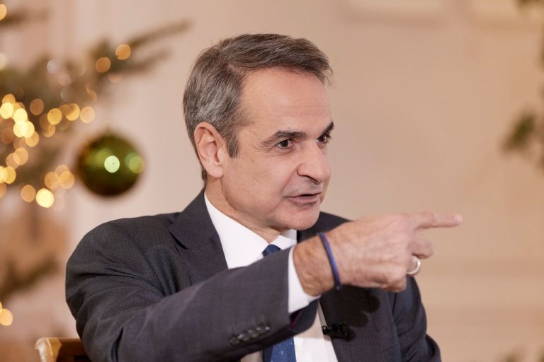 Μητσοτάκης: Ανασκόπηση χωρίς αναφορά στους αγρότες – Και με τον αστυφύλαξ και με τον χωροφύλαξ για τη Βενεζουέλα