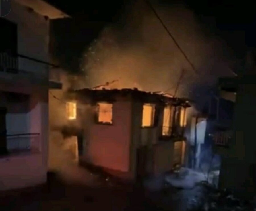 Θεσσαλονίκη: Φωτιά σε μονοκατοικία ηλικιωμένης στο Σοχό - Κάηκε ολοσχερώς