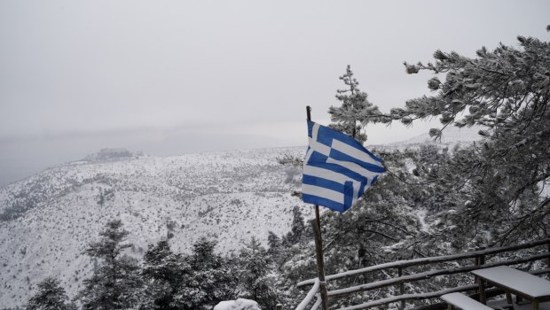 Καιρός: Ξεκίνησε η ψυχρή εισβολή - Χιονοπτώσεις κατά τόπους ακόμη και στα πεδινά