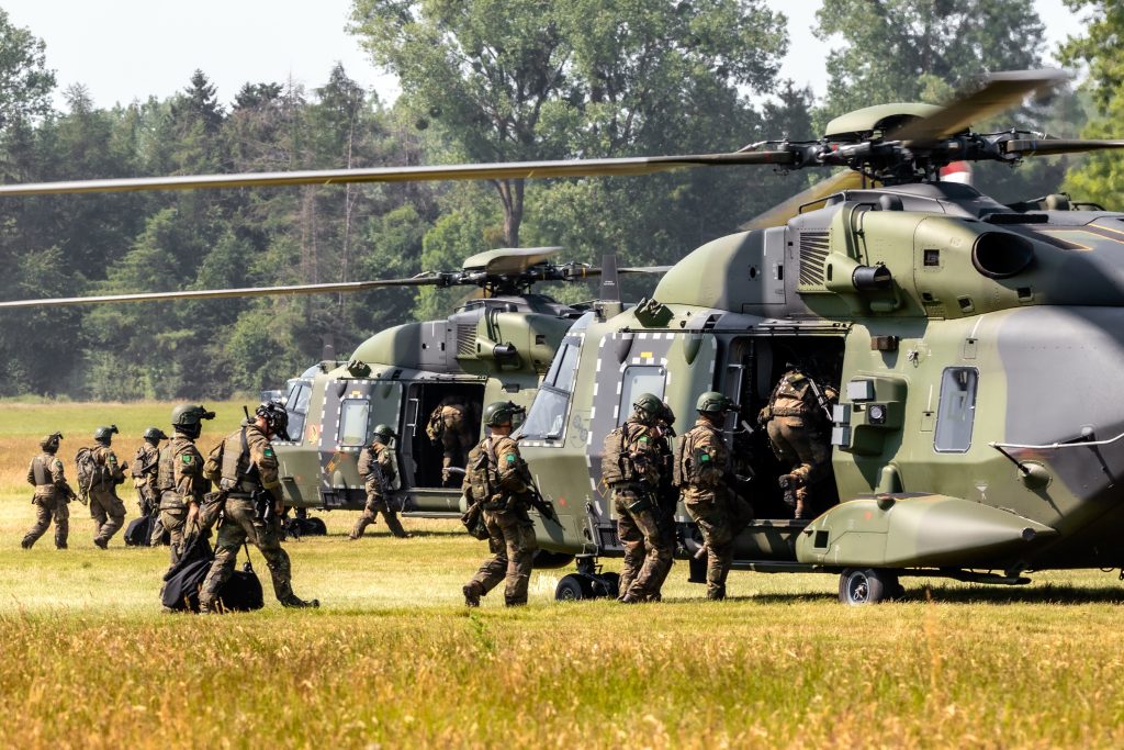 Σεξισμός, ναρκωτικά, ναζιστικοί χαιρετισμοί – σάλος στον γερμανικό στρατό!