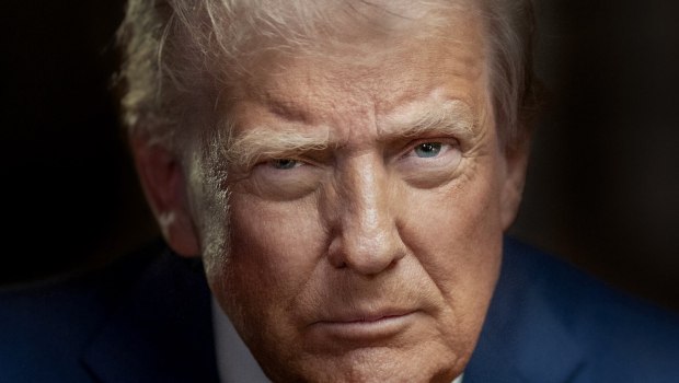 Με μία ανάρτησή του στο Truth Social, ο Τραμπ έχρισε τον εαυτό του «εν ενεργεία πρόεδρο της Βενεζουέλας»