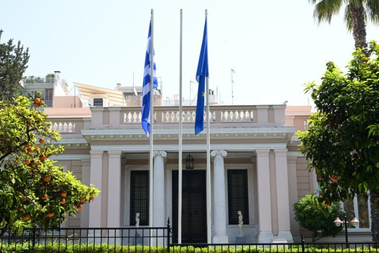 Αγρότες: Στις 15:00 η συνάντηση Μητσοτάκη – «προθύμων», θολό αν και ποιους εκπροσωπούν – Συνεδριάζει αύριο για κλιμάκωση η Πανελλαδική Επιτροπή
