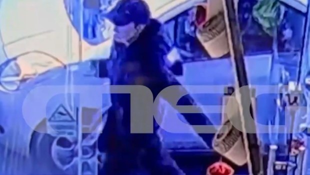 Νέο βίντεο ντοκουμέντο με την 16χρονη Λόρα στην Αθήνα - Ερευνάται πρόσωπο κλειδί που γνώρισε μέσω social media