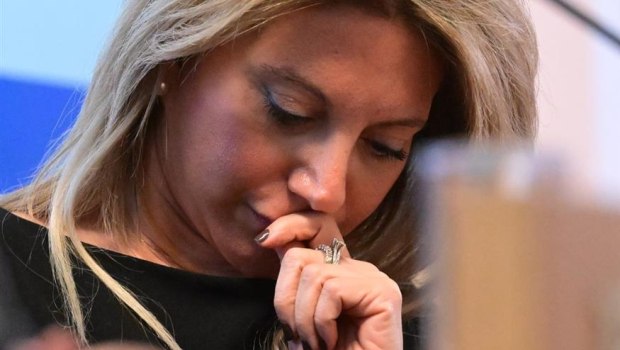 Με αιχμές για κακή οικονομική διαχείριση το μέιλ του Συλλόγου για την παραίτηση Καρυστιανού - Ζητά επιστροφή τραπεζικών καρτών