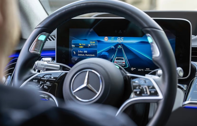 Υποχώρηση 9% στις πωλήσεις ηλεκτρικών οχημάτων της Mercedes-Benz το 2025 – News.gr