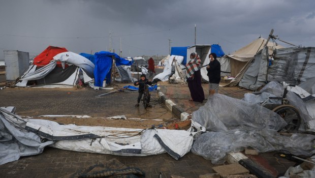 Βρέφος 27 ημερών πέθανε στη Γάζα από το δριμύ ψύχος