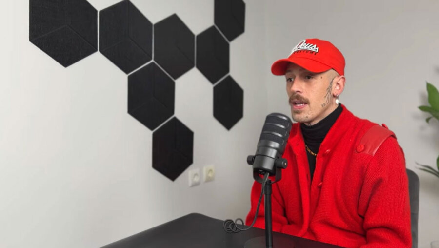 Τάσος Ξιαρχό: «Είμαι στρέιτ ομοφυλόφιλος και αυτό τσαντίζει πάρα πολύ» – Η δήλωση που ανάβει φωτιές