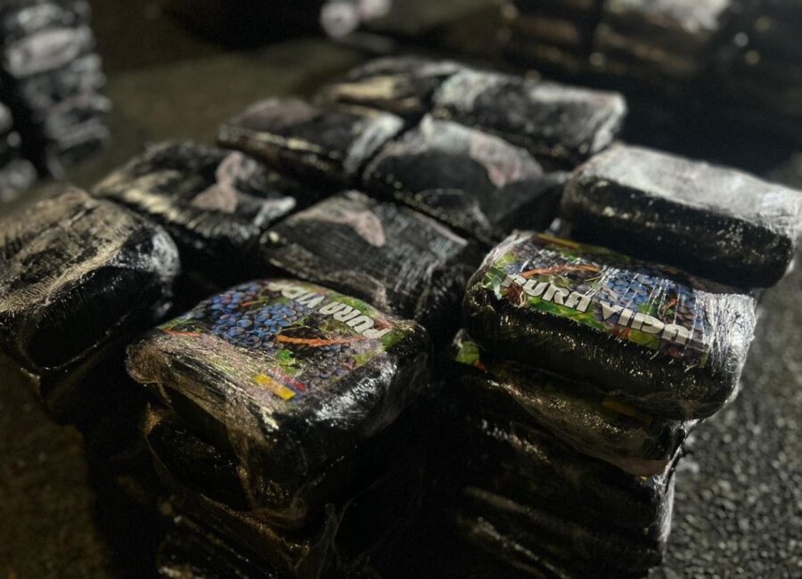 Κατάσχεση - μαμούθ στον Παναμά με περισσότερους από 5 τόνους να πέφτουν στα χέρια των αρχών