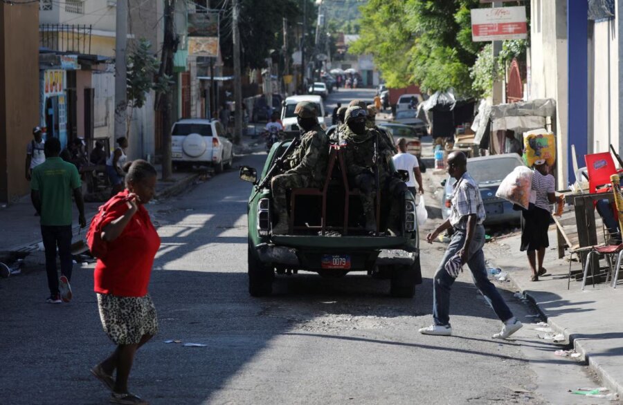 Οι δυνάμεις ασφαλείας στην Αϊτή διεξάγουν εκστρατεία κατά των συμμοριών και καταστρέφουν κρησφύγετα