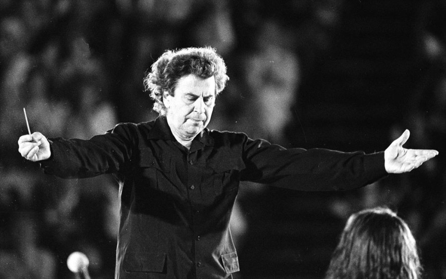mikis-theodorakis
