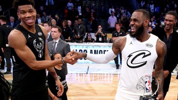 Manifesting: Το δοκιμασμένο κόλπο του Τζιμ Κάρεϊ