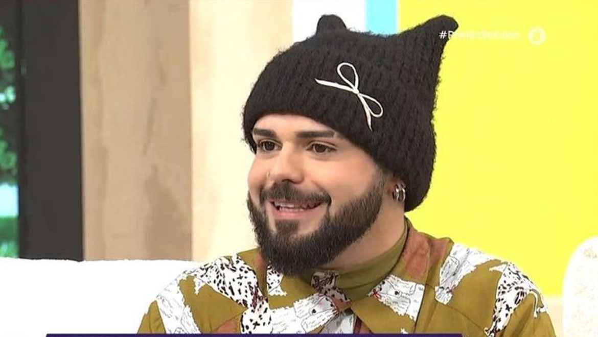 Akylas: «Θυμάμαι την μητέρα μου να δουλεύει δεκάωρα! Έπαιρνε δανεικά από τις φίλες της» - Η συγκινητική εξομολόγηση