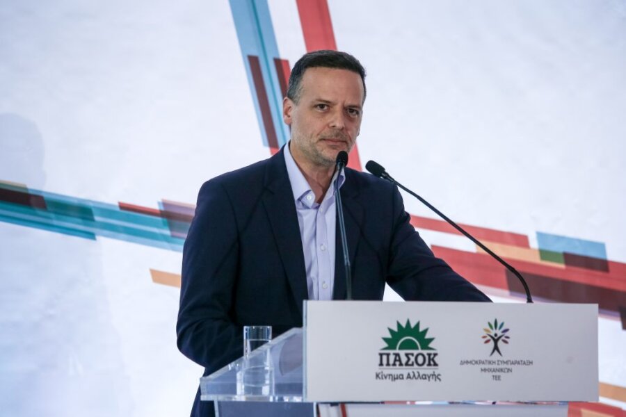 «Καρφιά» Δούκα κατά Ανδρουλάκη: Η στρατηγική μας απέτυχε, πρέπει να την αλλάξουμε