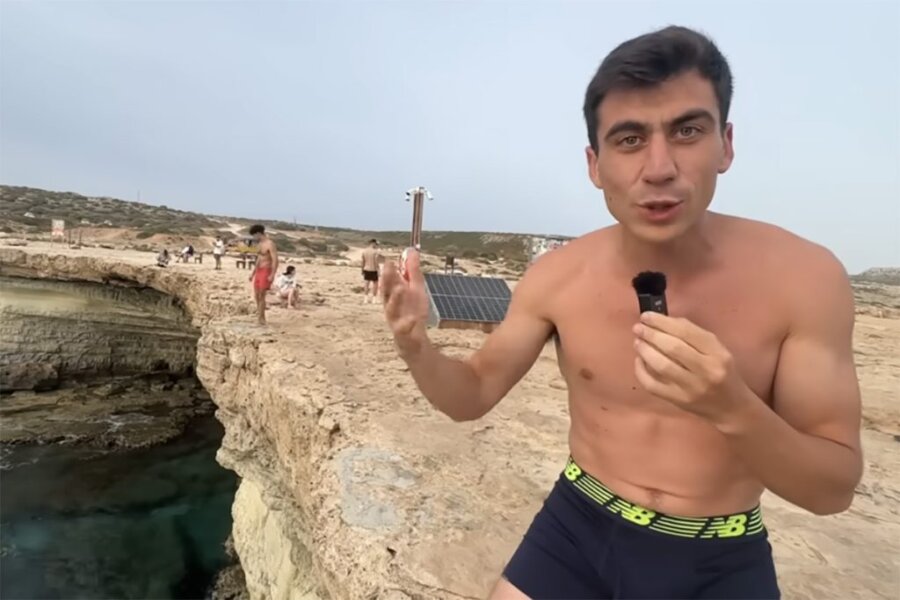 Φειδίας Παναγιώτου βράχια θάλασσα