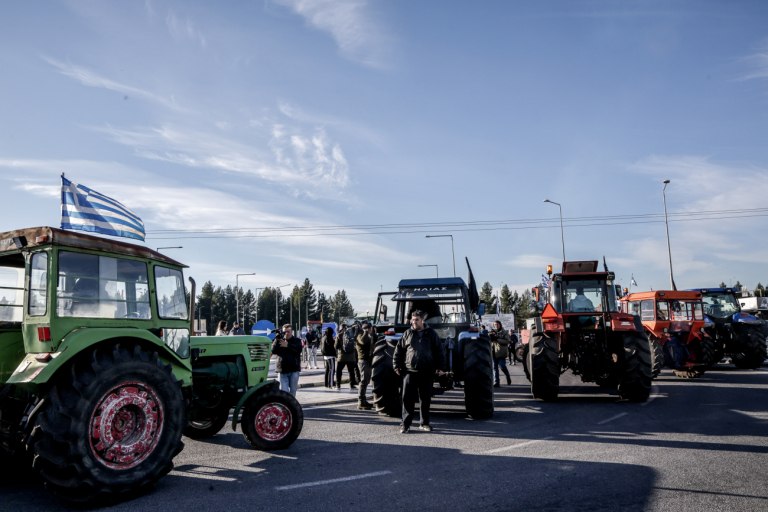 ΣΥΡΙΖΑ: Ανίκανη και αδιάφορη για λύσεις στον πρωτογενή τομέα η κυβέρνηση