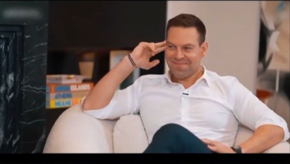 Στέφανος Κασσελάκης στην Κρήτη TV: «Υπάρχουν άνθρωποι στη Βουλή και στην Κυβέρνηση που κρύβουν την σεξουαλικότητά τους»