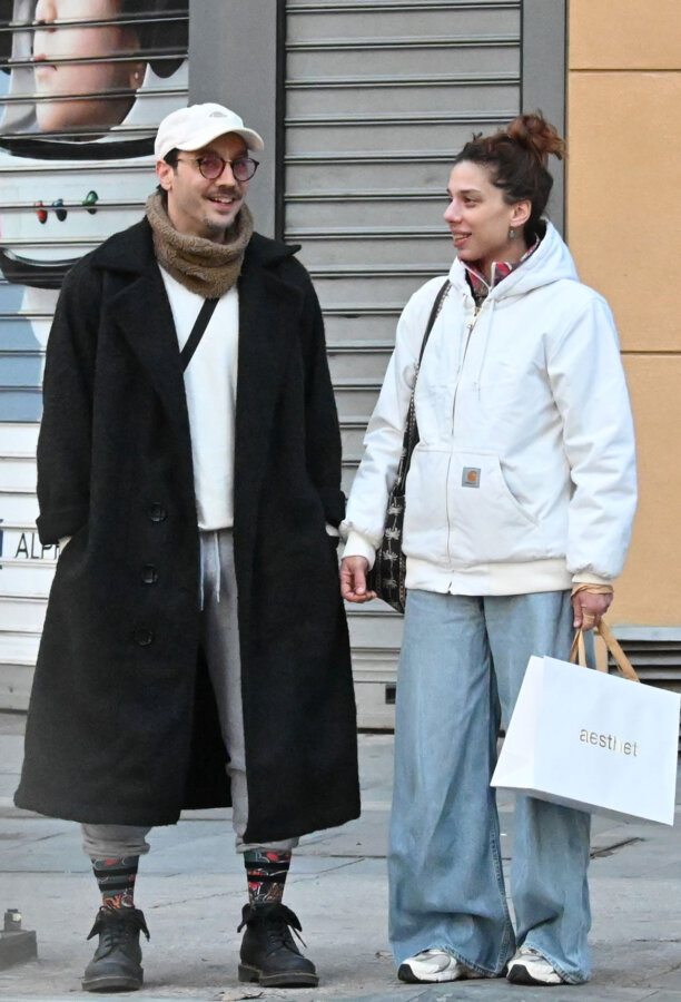 Ηλιάνα Μαυρομάτη – Στάθης Κοΐκας: Χέρι-χέρι στο κέντρο της Αθήνας - Το ζευγάρι της σεζόν εντοπίστηκε ξανά μαζί