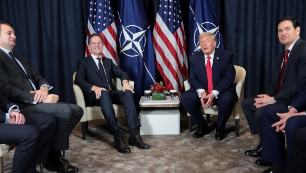 Γροιλανδία: Ο Ρούτε του ΝΑΤΟ λέει ότι συζήτησε με τον Τραμπ τρόπους για να «παραμείνει ασφαλής η Αρκτική»