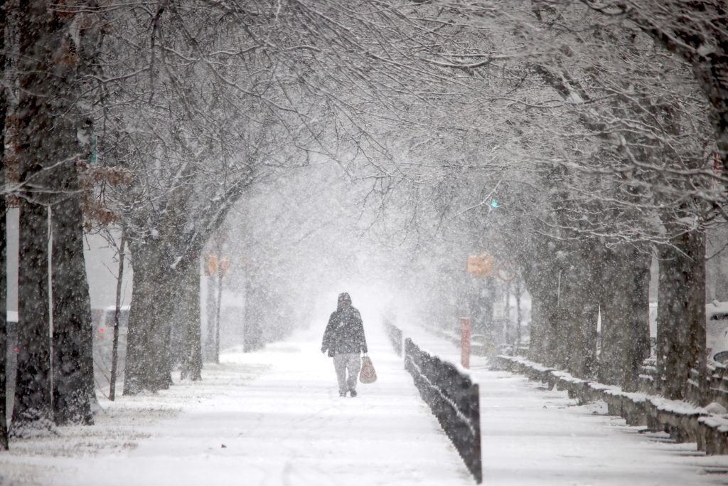 Σφοδρές χιονοπτώσεις και πολικό ψύχος θα πλήξουν το κεντρικό και ανατολικό τμήμα των Ηνωμένων Πολιτειών