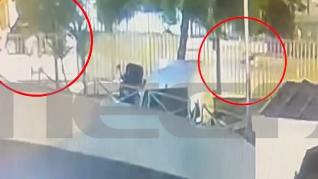 Θεσσαλονίκη: Βίντεο ντοκουμέντο από την παράσυρση 27χρονης από τον 24χρονο - Την εγκατέλειψε κι έτρεχε πίσω από τη μηχανή του