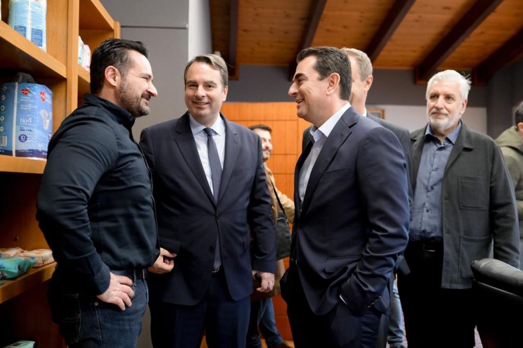 Κ. Σκρέκας, Στ. Κονταδάκης και Θ. Παπαθανάσης στο Αγρίνιο: Επαφές με αυτοδιοίκηση, φορείς και επιχειρήσεις