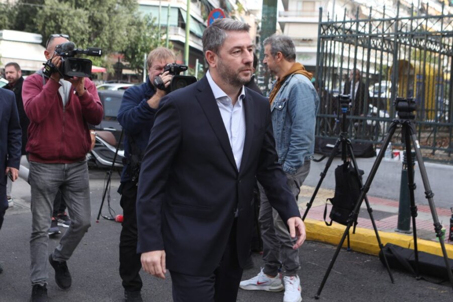 Υποκλοπές: Απάντηση από την Εθνική Τράπεζα για την κίνηση της κάρτας που έφυγε το μολυσμένο μήνυμα στον Ν. Ανδρουλάκη