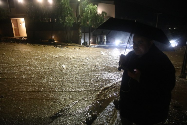 Ο Μητσοτάκης δεν πήγε στο Νταβός, τον «έσωσαν» οι άριστοι του επιτελικού κράτους που έχουν φροντίσει και μια κακοκαιρία γίνεται τραγωδία