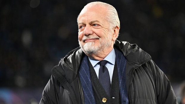 Νάπολι: Ο Δήμος έτοιμος να απονείμει την τιμητική υπηκοότητα σε Ντε Λαουρέντις