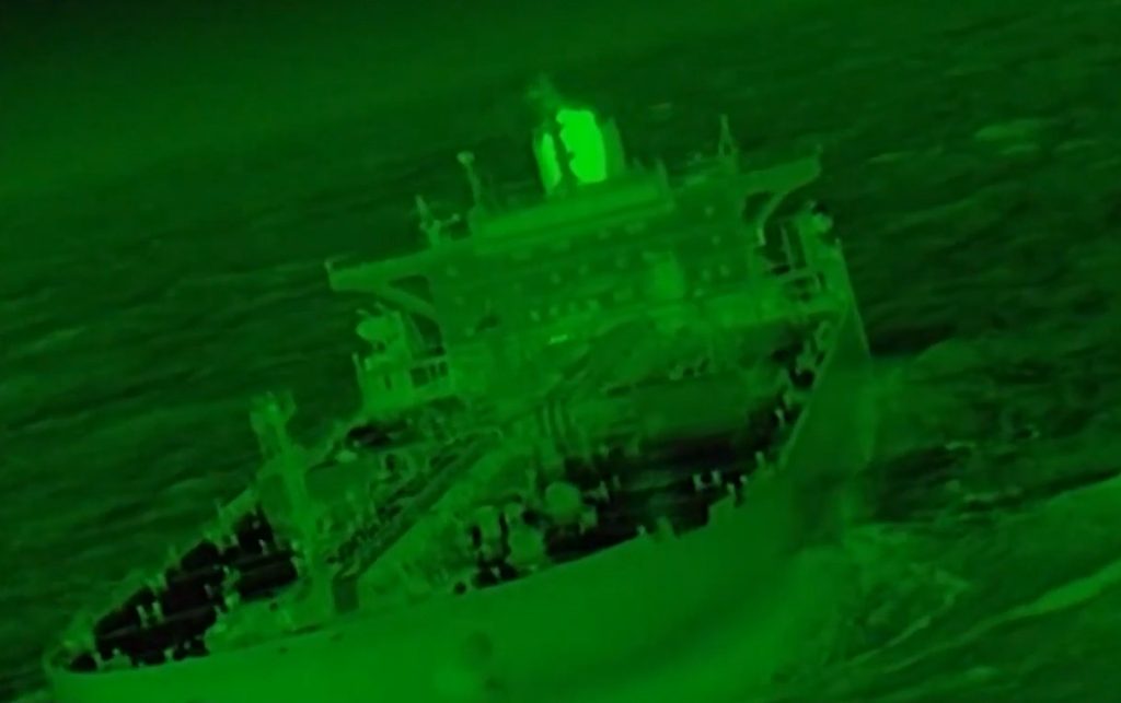 ρωσικό δεξαμενόπλοιο νυχτερινή λήψη