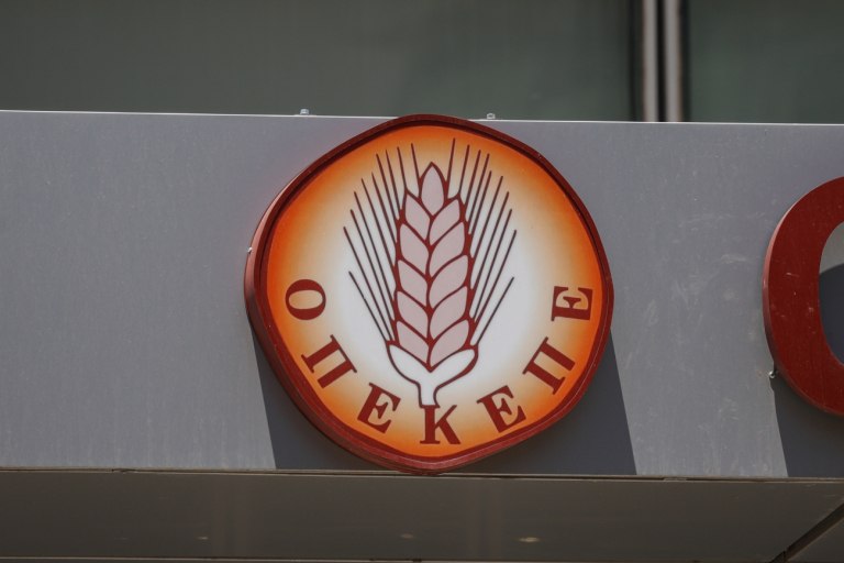 «Πόσο χρεώνει το ΑΦΜ;» – Πρόσωπα από διαλόγους του ΟΠΕΚΕΠΕ τοποθετήθηκαν ξανά σε θέσεις ευθύνης