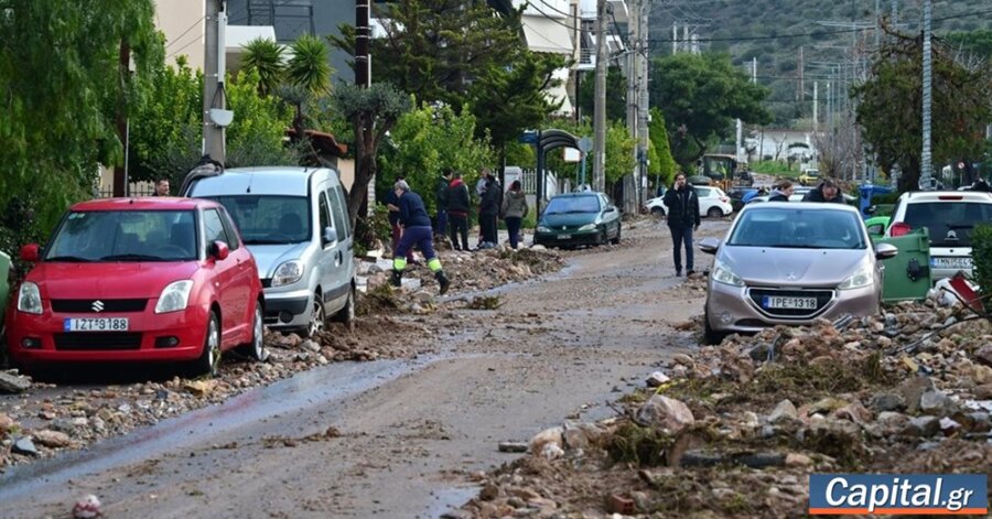 Κόντρα δημάρχου Γλυφάδας - ΔΕΔΔΗΕ για τα αίτια της καταστροφής στην Άνω...
