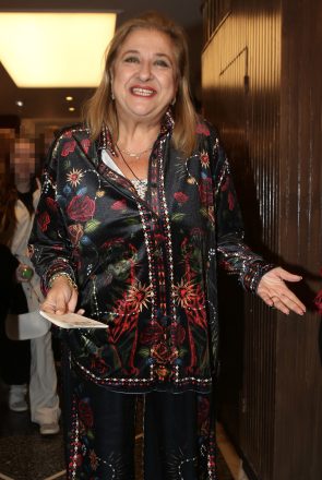 «Οικογένεια Άνταμς»: Ποιοι επώνυμοι βρέθηκαν χθες στην επίσημη πρεμιέρα του μιούζικαλ στο Θέατρο Βέμπο