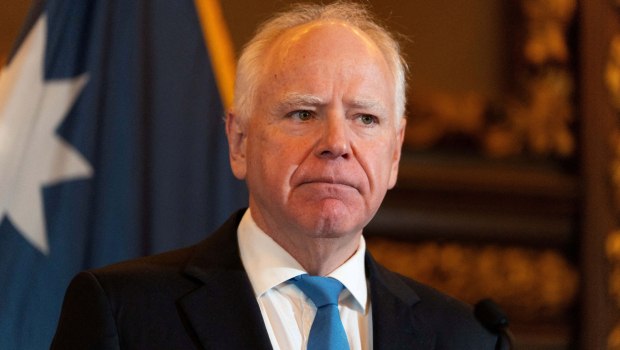 Ο κυβερνήτης της Μινεσότα Τιμ Γουάλτς αποφάσισε να αναπτύξει την Εθνοφρουρά [βίντεο]