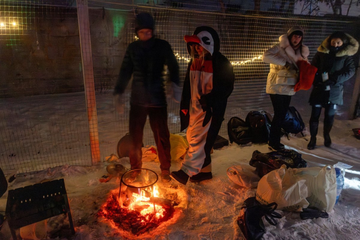 Τσεχία: Πάνω από 6 εκ. ευρώ σε έρανο για την αγορά γεννητριών στους Ουκρανούς