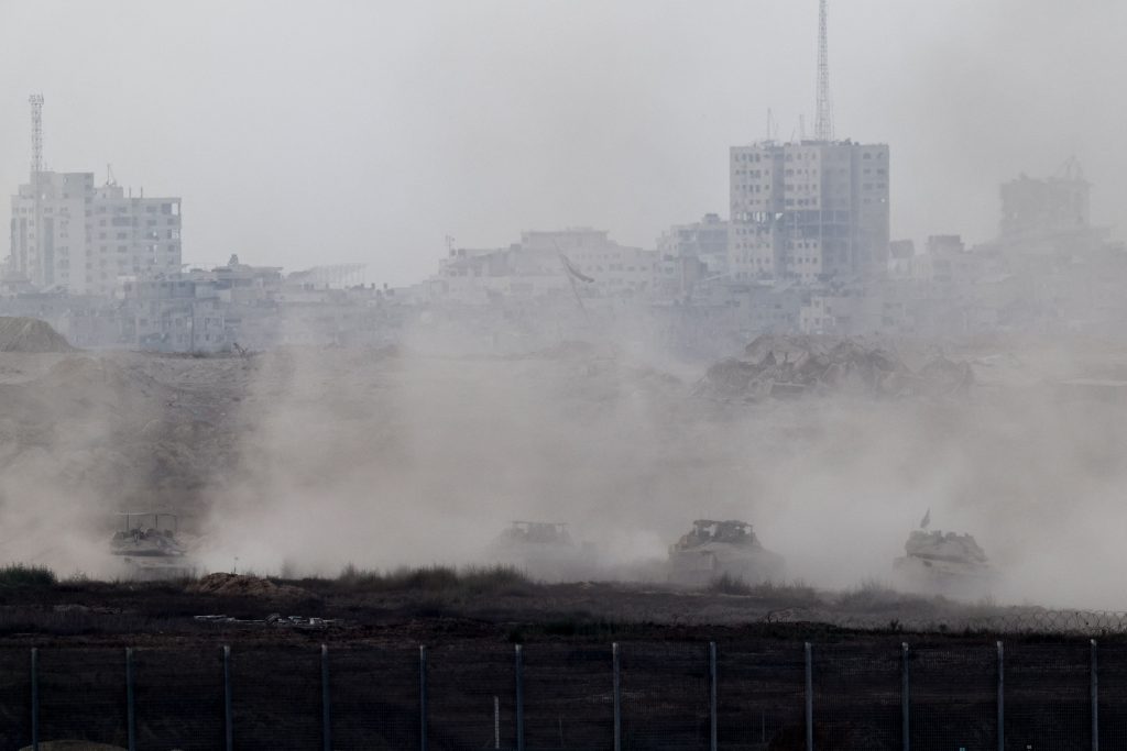 στρατιωτικά οχήματα στη Γάζα