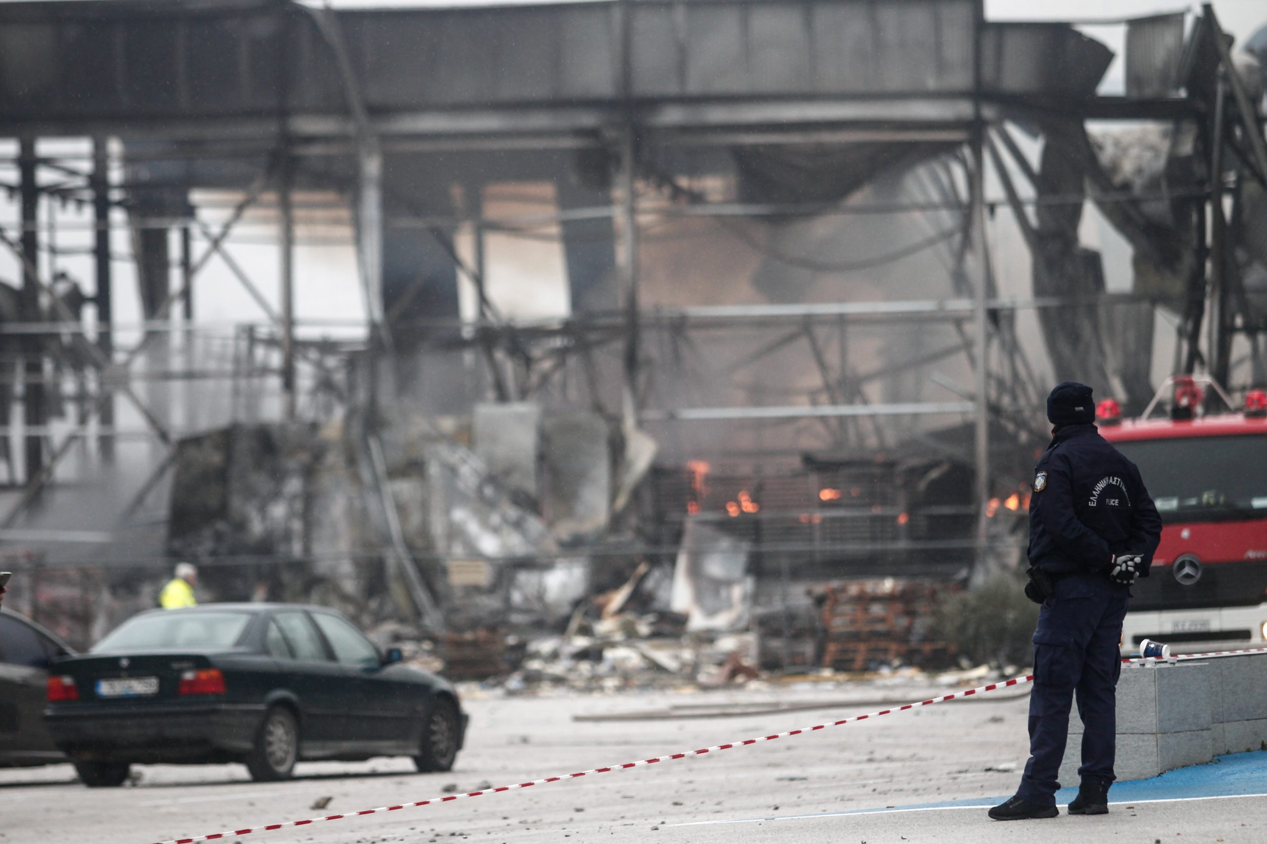 Συλλαλητήριο στη Λάρισα από το Εργατικό Κέντρο για το δυστύχημα στην μπισκοτοβιομηχανία