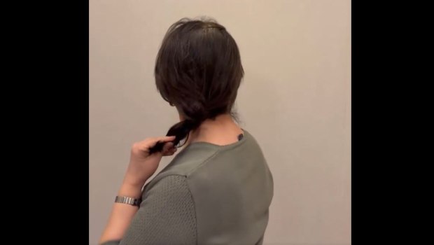 Τουρκία: Βίντεο αλληλεγγύης με πλεξούδα οδηγεί νοσηλεύτρια στα κρατητήρια