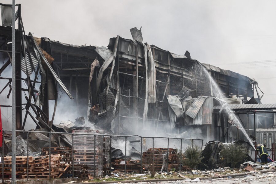Πώς η νυχτερινή βάρδια έγινε επιλογή για τις πέντε μητέρες εκ των οποίων η μία και γιαγιά – Τι λένε στο EΡΤnews οι δικοί τους άνθρωποι