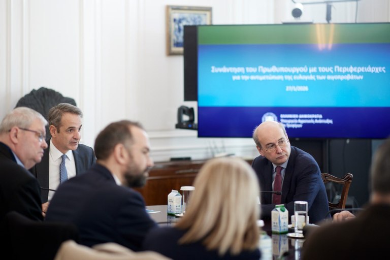 Ευλογιά προβάτων: Επιμένει στο «όχι» στα εμβόλια η κυβέρνηση – Τι συζητήθηκε στη σύσκεψη με τους περιφερειάρχες