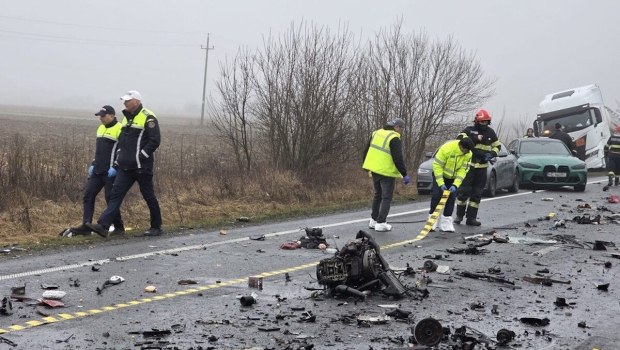 Τροχαίο στη Ρουμανία: Ταυτοποιήθηκαν οι επτά σοροί - 30 ετών ο μεγαλύτερος από τα θύματα