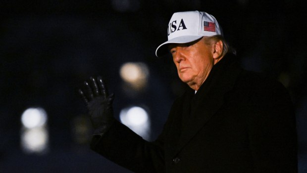 Τραμπ: Μεγάλη αμερικανική «αρμάδα» κινείται προς το Ιράν