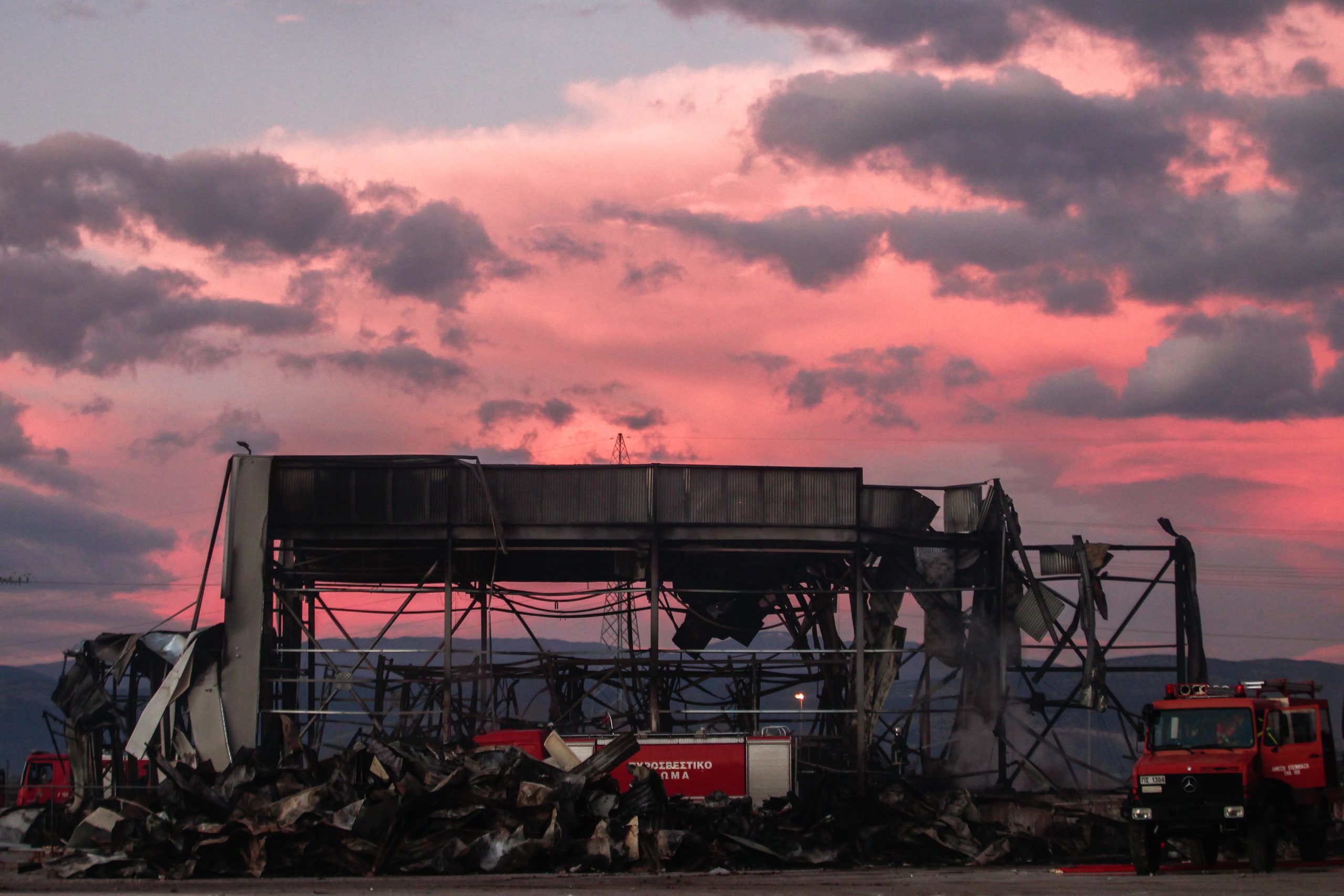 Στην Εισαγγελέα σήμερα οι τρεις συλληφθέντες για τη φονική έκρηξη στο εργοστάσιο της «Βιολάντα»