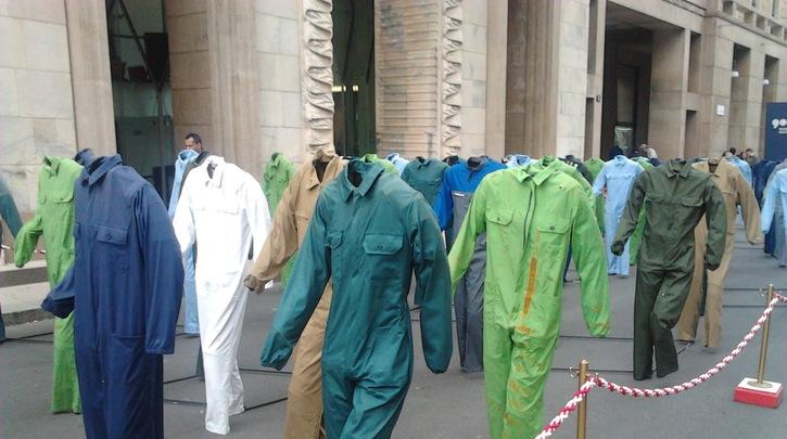 Όσες ευθύνες και να αποδοθούν οι πέντε εργάτριες πίσω δεν θα ‘ρθουν, όπως και οι 201 που επίσης πλήρωσαν το μεροκάματο με αίμα