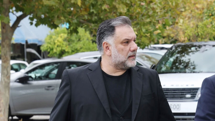 Βαρύ πένθος για τον Γρηγόρη Αρναούτογλου - Έφυγε από τη ζωή η μητέρα του