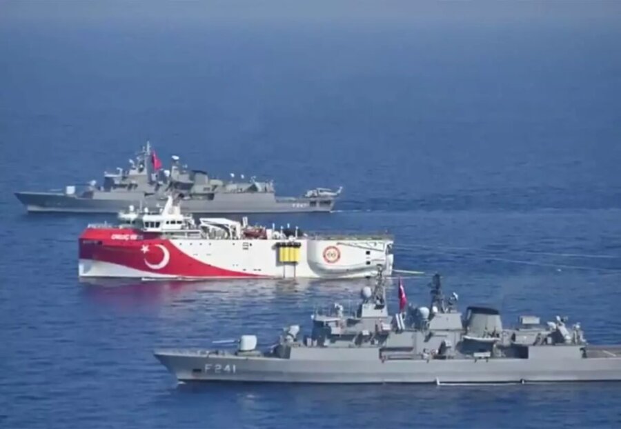 Γεωτρύπανα για το Λιβυκό ετοιμάζει η Αγκυρα