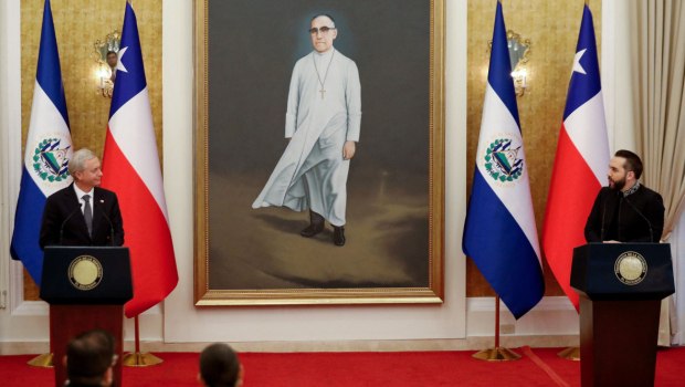 Ο εκλεγμένος πρόεδρος της Χιλής Καστ στο Σαλβαδόρ για να «μελετήσει» το μοντέλο των φυλακών