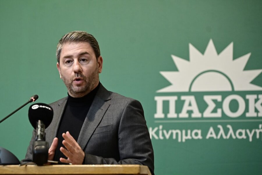 ΠΑΣΟΚ: «Δεν δίνουμε λευκή επιταγή» στον Μητσοτάκη για το Σύνταγμα – Αυξημένη πλειοψηφία στην επόμενη Βουλή