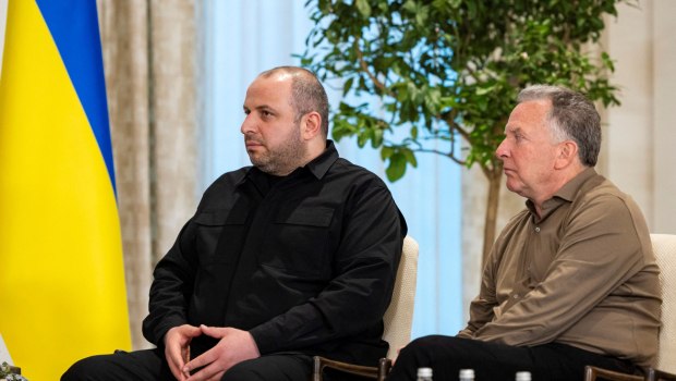 Ουκρανία: Νέος γύρος συνομιλιών Μόσχας, Κιέβου και Ουάσινγκτον στο Αμπού Ντάμπι για τον τερματισμό του πολέμου